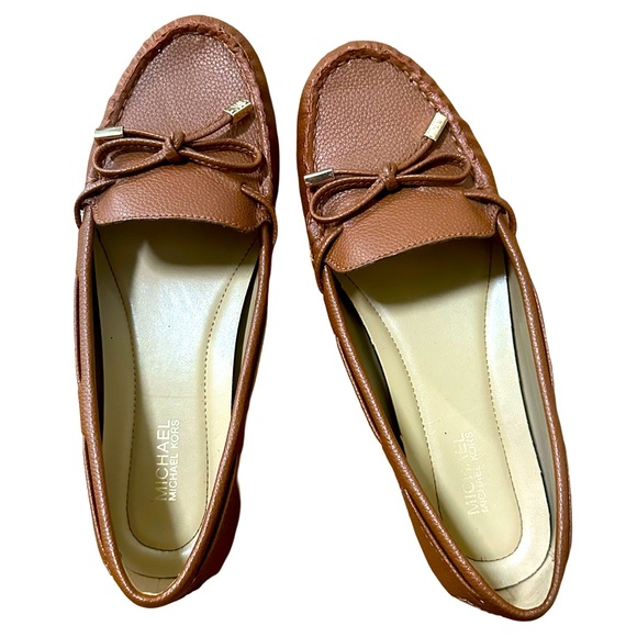 MICHAEL KORS Brown loafers - Picture 1 of 6